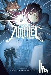 Kibuishi, Kazu - The Stonekeeper's Curse: A Graphic Novel (Amulet #2): Volume 2