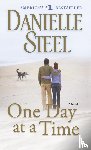 Danielle Steel - One Day at a Time