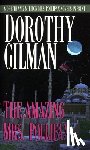 Gilman, Dorothy - The Amazing Mrs. Pollifax