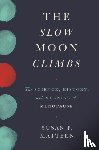 Mattern, Susan - The Slow Moon Climbs