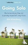 Klinenberg, Eric - Going Solo