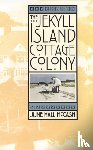 McCash, June Hall - The Jekyll Island Cottage Colony