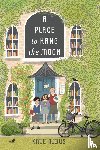 Albus, Kate - A Place to Hang the Moon