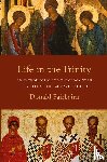 Fairbairn, Donald - Life in the Trinity ? An Introduction to Theology with the Help of the Church Fathers