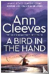 Cleeves, Ann - A Bird in the Hand