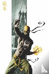 Brubaker, Ed, Fraction, Matt, Swierczynski, Duane - Immortal Iron Fist & The Immortal Weapons Omnibus