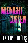Douglas, Penelope - Midnight Curfew