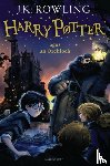 Rowling j - (01): harry potter and the philosopher's stone (irish language edition)