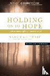 Guthrie, Nancy - Holding on to Hope