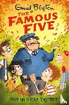 Blyton, Enid - Famous Five: Five On A Hike Together