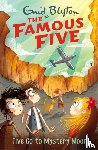 Blyton, Enid - Famous Five: Five Go To Mystery Moor