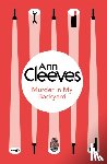 Cleeves, Ann - Murder in My Backyard