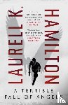 Hamilton, Laurell K. - A Terrible Fall of Angels