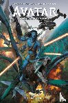 L. Smith, Sherri - Avatar: The High Ground Volume 3