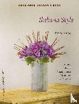 Keiko Kubo - Ikebana Style