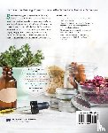 Rockridge Press - DIY Aromatherapy