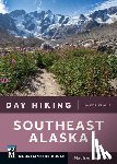 Reynolds, Madison - Day Hiking Southeast Alaska
