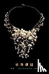 Mi Xue - A Pearl Necklace