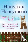 Howard, Beth M - Hausfrau Honeymoon