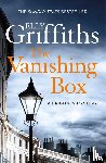 Griffiths, Elly - The Vanishing Box