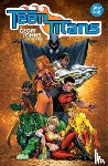 Johns, Geoff, McKone, Mike - Teen Titans by Geoff Johns Compendium One