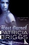 Briggs, Patricia - Frost Burned