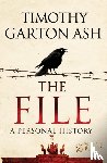 Ash, Timothy Garton - The File