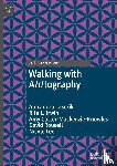 Lasczik, Alexandra, Irwin, Rita L., Cutter-Mackenzie-Knowles, Amy, Rousell, David - Walking with A/r/tography