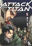 Isayama, Hajime - Attack on Titan 05