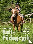 Dell´mour, Sabine - Ganzheitliche Reitpädagogik