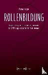 Kargin, Fatma - Rollenbildung