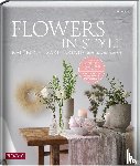 Nowak, Jutta - Flowers in Style