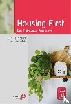 Tsemberis, Sam, Hauprich, Kai - Housing First