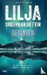 Sigurðardóttir, Lilja - Gevangen