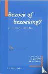  - Bezoek of bezoeking?