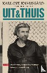 Knausgård, Karl Ove, Ekelund, Fredrik - Uit & thuis - over voetbal, vriendschap en andere zaken van levensbelang