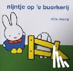 Bruna, Dick - Nijntje op 'e buorkerij