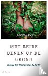 Hinton, Jennifer - Met beide benen op de grond