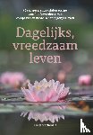 MacKenzie, Mary - Dagelijks vreedzaam leven