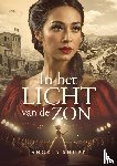 Shupe, Angela - In het licht van de zon