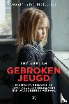 Keenan, Shy - Gebroken jeugd