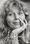 Aa, Peter van der - Yoka - De biografie van actrice en zangeres Yoka Berretty