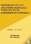 Schelfhaut, Lily - Handboek vanuit Oplossingsgerichte therapie voor kinderen en jongeren - Handleiding voor het werkschrift