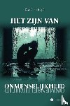 Hinaya, Nora - Het zijn van onmenselijkheid