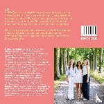 Steenbeek, Ruth - Pluis blijft liever thuis